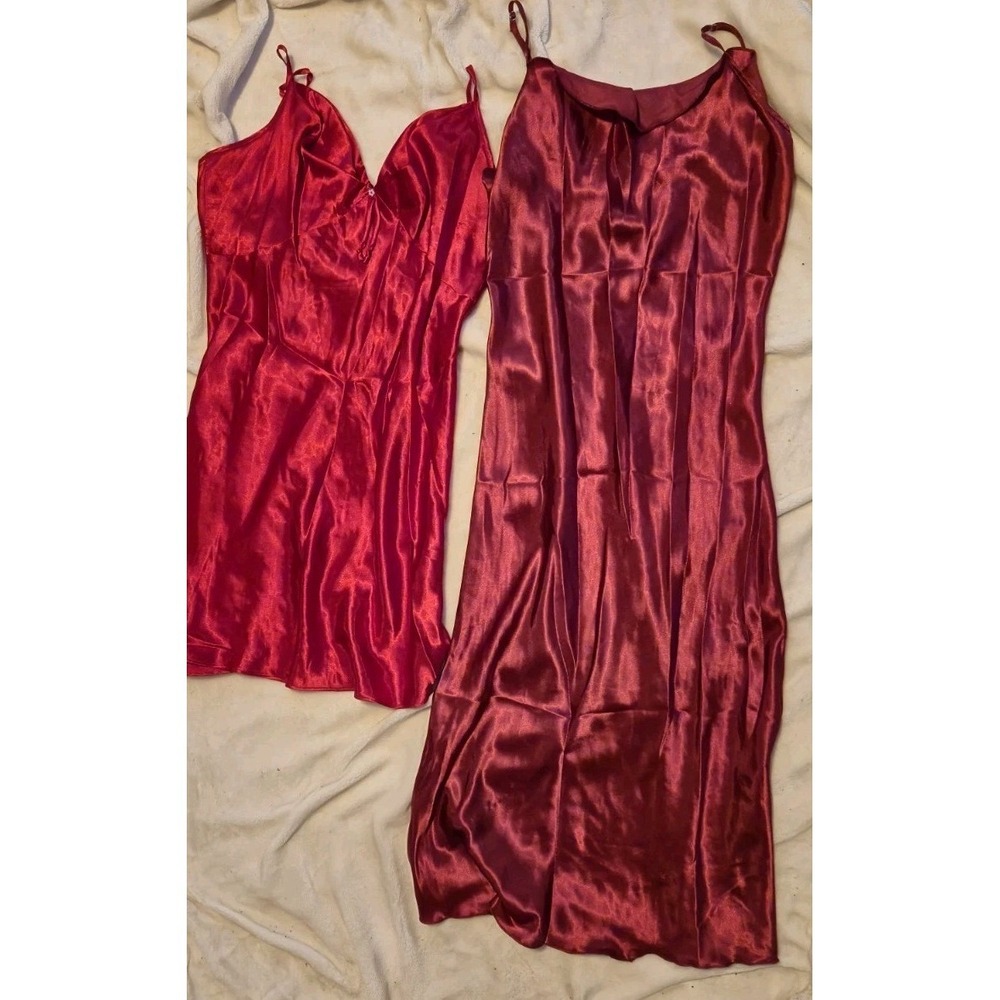 Lot of 2 Red Satin Lingerie Nightgowns‎ Women's Size M – Val Mode & Unbranded
